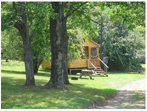 A cabin at Jones Pond Gay Campground & RV Park New York